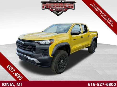 Used 2024 Chevrolet Colorado Trail Boss w/ Technology Package AWD/4WD image 1