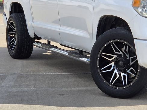 Used 2014 Toyota Tundra Platinum RWD image 11