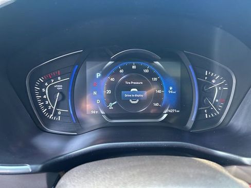 Used 2019 Hyundai Santa Fe FWD image 12