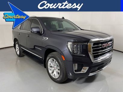 Used 2024 GMC Yukon SLT w/ SLT Premium Package