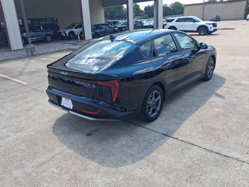 Used 2025 Kia K4 FWD image 7