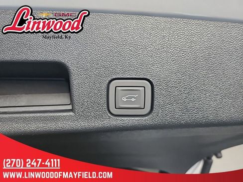 New 2026 Chevrolet Traverse LT FWD image 8