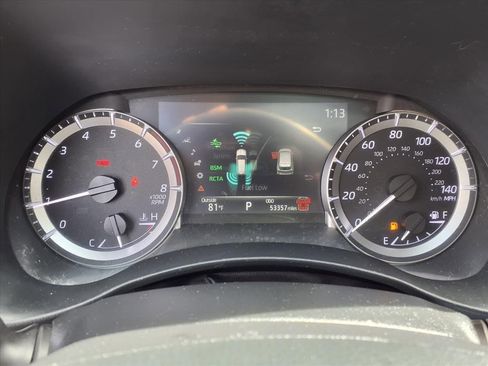 Used 2024 Toyota Highlander XSE image 15