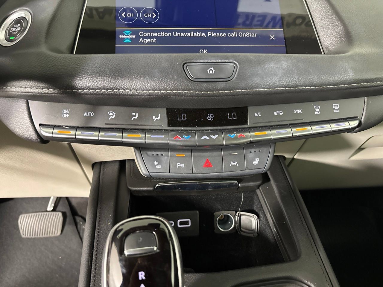 Used 2023 Cadillac XT4 Premium Luxury w/ Technology Package FWD image 20