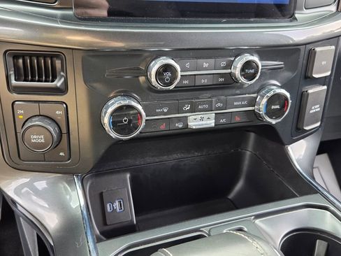 Used 2022 Ford F150 XLT w/ Equipment Group 302A High image 20