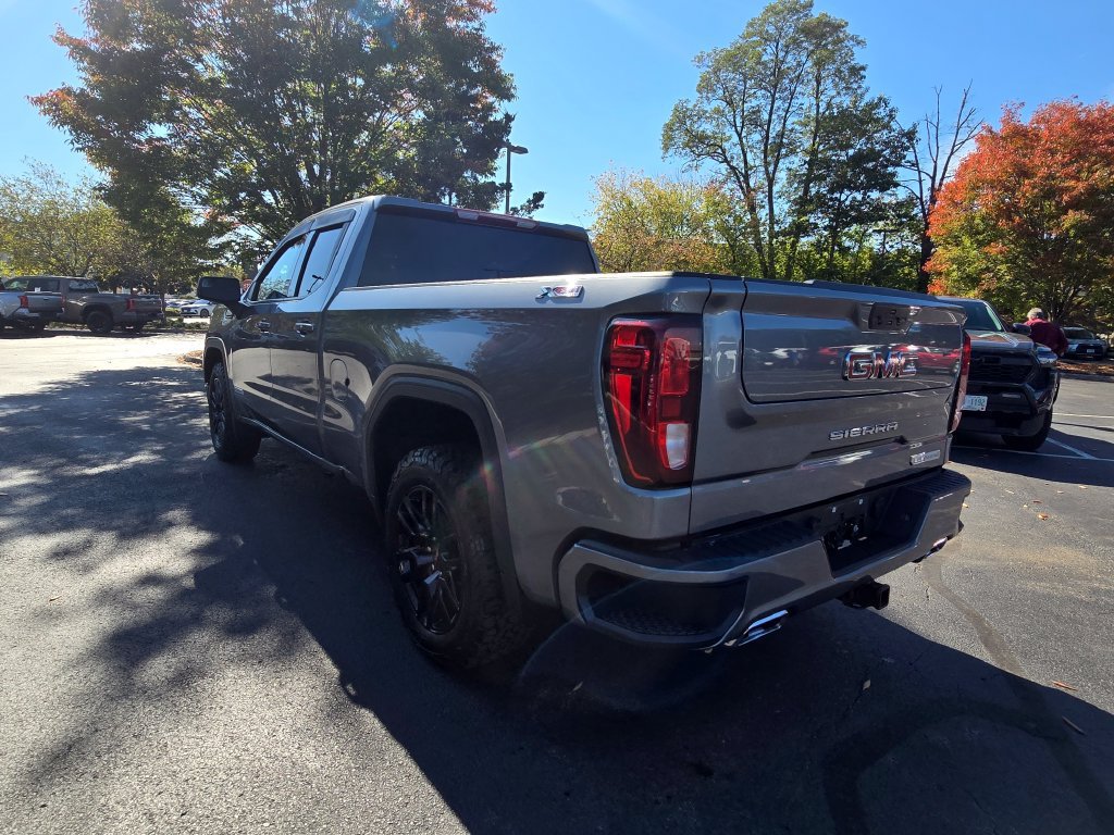 Used 2022 GMC Sierra 1500 Elevation AWD/4WD image 4