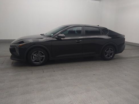 Used 2025 Kia K4 FWD image 2
