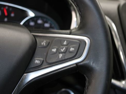 Used 2023 Chevrolet Equinox LT image 31