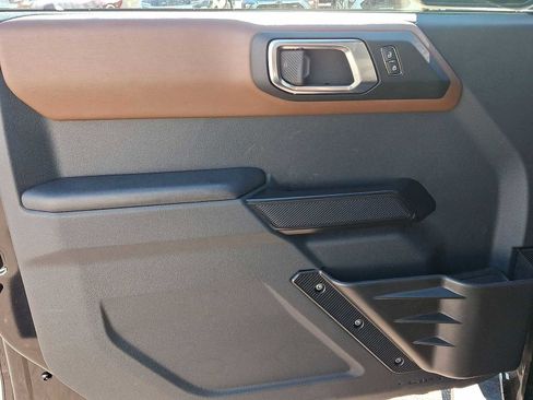 Used 2024 Ford Bronco Outer Banks image 27