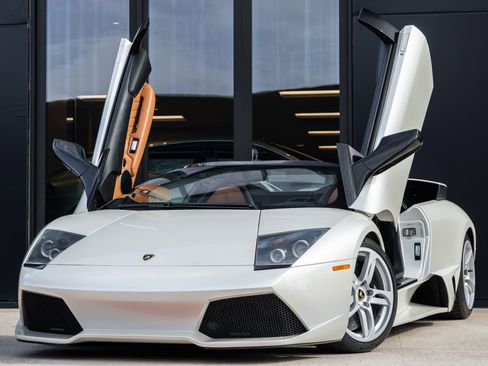 Used 2008 Lamborghini Murcielago LP 640 AWD/4WD image 2
