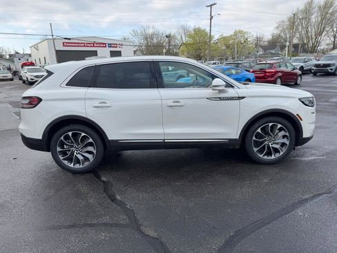 Used 2021 Lincoln Nautilus Reserve FWD image 14