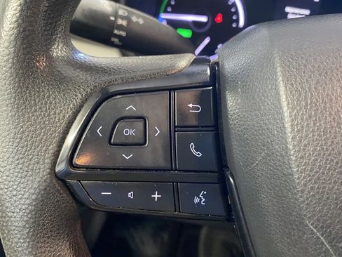 Used 2023 Toyota Sienna LE FWD image 19