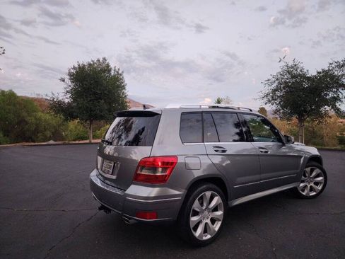 Used 2011 Mercedes-Benz GLK 350 2WD image 8
