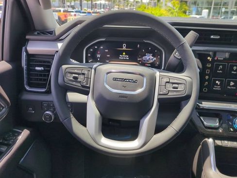 New 2026 GMC Sierra 2500 Denali w/ Denali Reserve Package AWD/4WD image 11