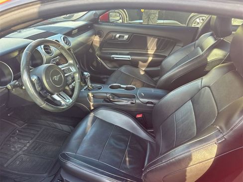 Used 2018 Ford Mustang GT Premium RWD image 10