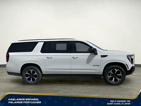 New 2026 GMC Yukon XL AT4 w/ AT4 Premium Plus Package AWD/4WD image 8