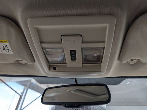 Used 2011 Jeep Liberty Limited w/ Comfort/Convenience Group AWD/4WD image 29