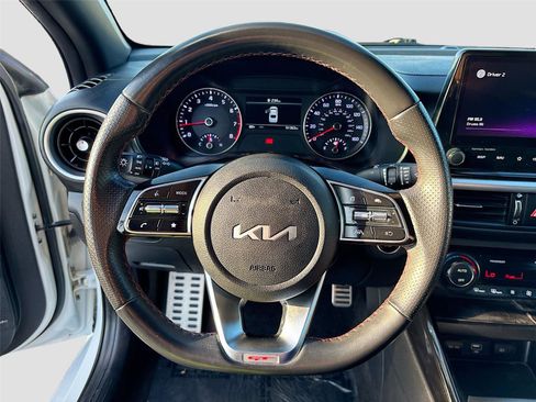 Used 2022 Kia Forte GT image 11