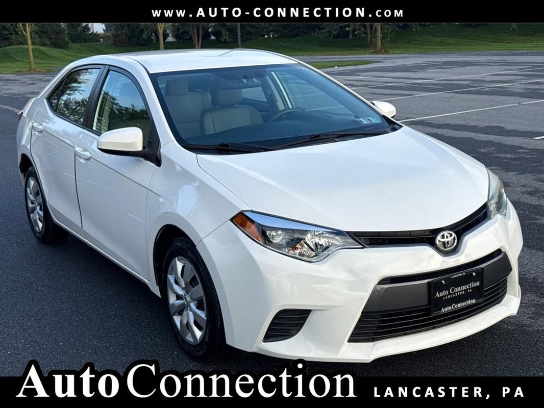 Used 2016 Toyota Corolla LE FWD image 1