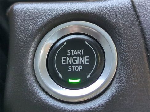 Used 2021 Chevrolet Tahoe Z71 w/ Luxury Package image 29