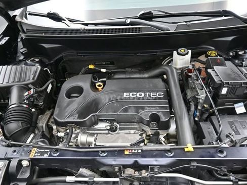 Used 2021 Chevrolet Equinox LT image 29