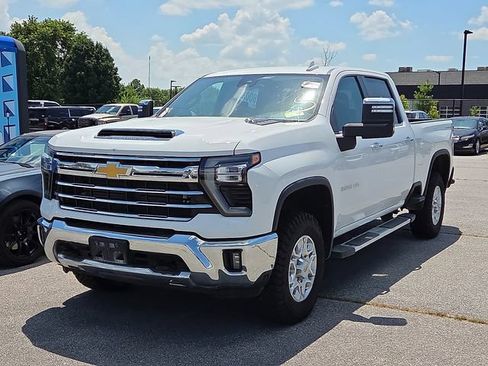 Used 2024 Chevrolet Silverado 2500 LTZ AWD/4WD image 1