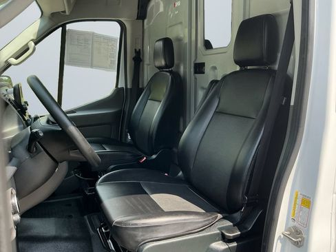 Used 2023 Ford Transit 250 148 High Roof Extended w/ Load Area Protection Package RWD image 10
