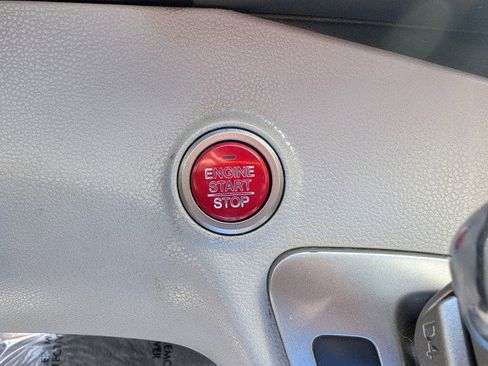 Used 2014 Honda Odyssey EX-L image 18