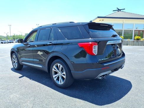 Used 2020 Ford Explorer Platinum w/ Premium Technology Package AWD/4WD image 5