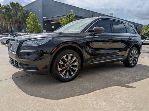 Used 2022 Lincoln Corsair Reserve w/ Elements Package FWD image 10