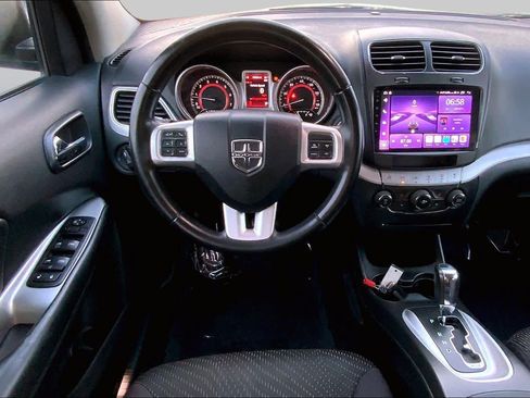 Used 2013 Dodge Journey SXT w/ Flexible Seating Group FWD image 5