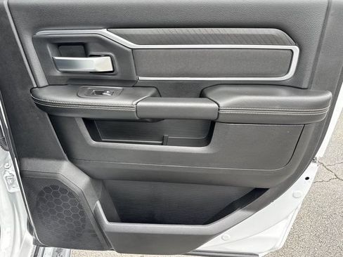 Certified 2026 RAM 2500 Big Horn AWD/4WD image 20