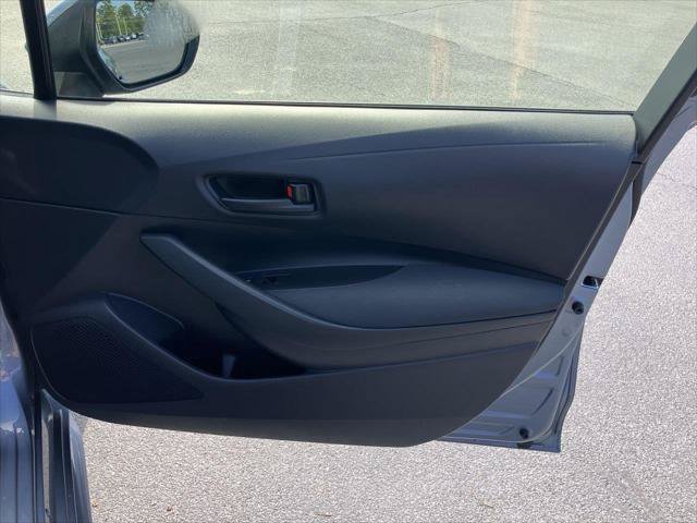 Certified 2025 Toyota Corolla LE FWD image 29