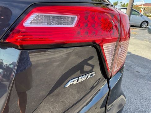 Used 2018 Honda HR-V EX image 17