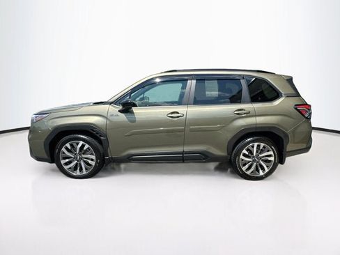 Used 2025 Subaru Forester Touring AWD/4WD image 8