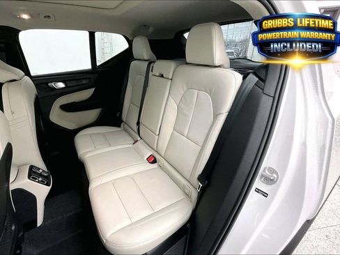 New 2026 Volvo XC40 B5 Plus w/ Protection Package Premier AWD/4WD image 27