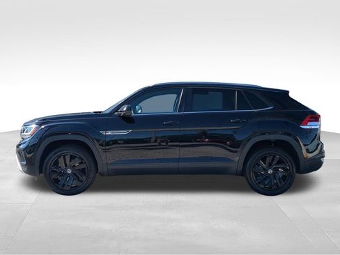 Certified 2022 Volkswagen Atlas Cross Sport SE AWD/4WD image 6