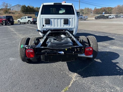 New 2026 RAM 3500 Tradesman w/ Chrome Appearance Group A image 15