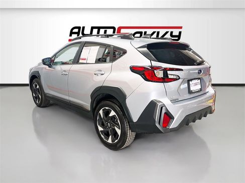 Used 2024 Subaru Crosstrek 2.5i Limited w/ Crosstrek Mirror Package image 5