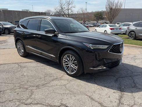 Used 2023 Acura MDX SH-AWD w/ Advance Package image 3