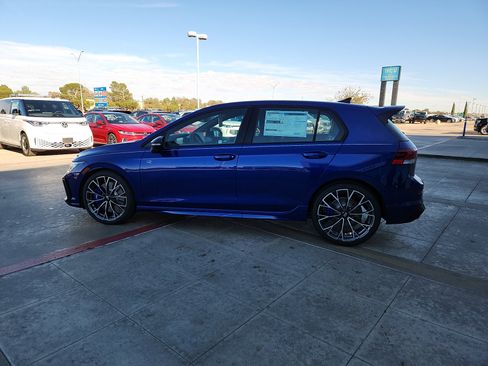 New 2026 Volkswagen Golf image 4