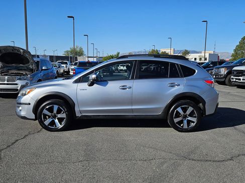 Used 2014 Subaru Crosstrek Touring AWD/4WD image 9