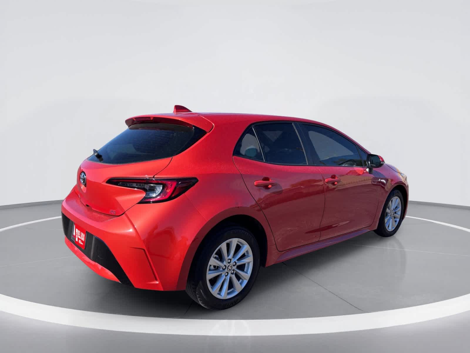 Used 2024 Toyota Corolla SE FWD image 9