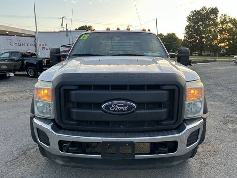 Used 2012 Ford F550 4x4 SuperCab Super Duty w/ XL Value Pkg image 3