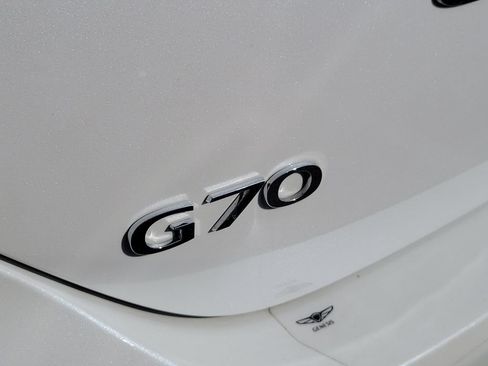 Used 2025 Genesis G70 3.3T Advanced RWD image 11