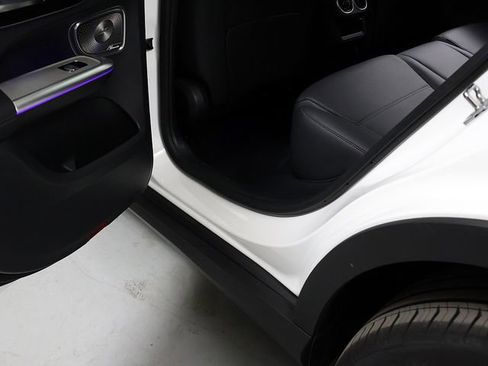 Certified 2026 Mercedes-Benz GLC 300 4MATIC image 28