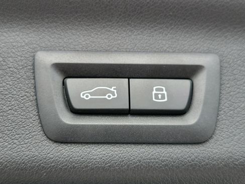 New 2025 BMW X1 xDrive28i w/ Convenience Package image 6