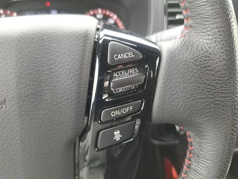 Used 2024 Nissan Frontier PRO-4X w/ Technology Package image 19