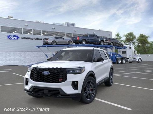 New 2026 Ford Explorer ST RWD image 4