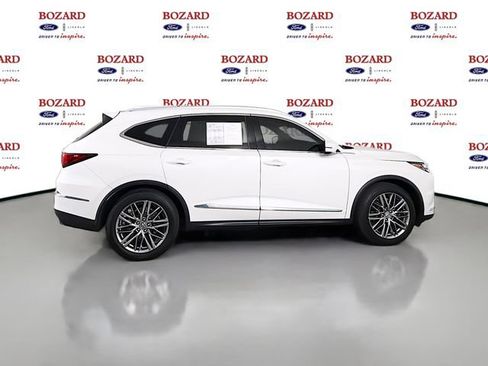 Used 2023 Acura MDX SH-AWD w/ Advance Package image 9